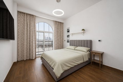 Townhouse in Motor City, Dubai 3 bedrooms, 306.79 sq.m. № 141147 - photo 17