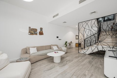 Townhouse in Motor City, Dubai 3 bedrooms, 306.79 sq.m. № 141147 - photo 5
