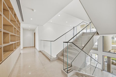 Villa in Dubai Hills Estate, Dubai 5 bedrooms, 963.54 sq.m. № 141146 - photo 12