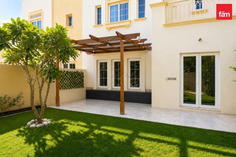 Villa in Dubai 3 bedrooms, 212.5 sq.m. № 123771