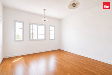 Villa in Dubai 3 bedrooms, 212.5 sq.m. № 123771 - photo 7
