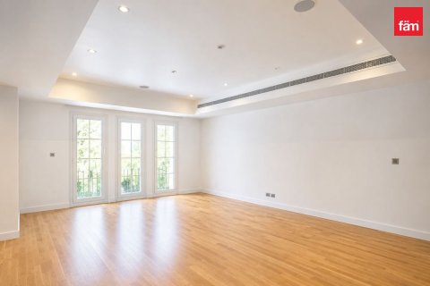 Villa in Dubai 3 bedrooms, 212.5 sq.m. № 123771 - photo 4