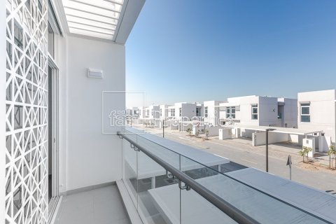 Adosado en Dubai, 3 dormitorios, 187.2 m², № 84744 - foto 7