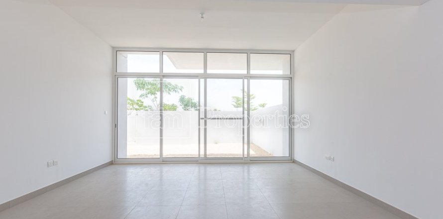 Adosado en Dubai, 3 dormitorios, 187.2 m², № 84744