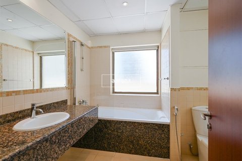 Appartement à Jumeirah Beach Residence, Dubai, 2 chambres, 134.7 m², № 42694 - photo 12
