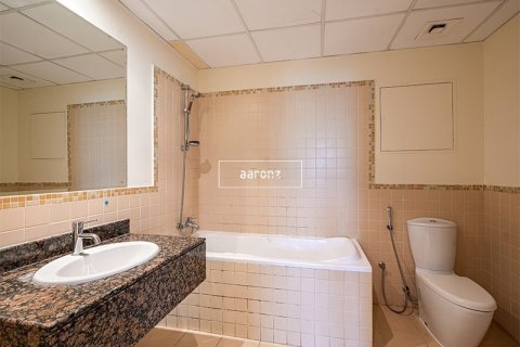 Appartement à Jumeirah Beach Residence, Dubai, 2 chambres, 134.7 m², № 42694 - photo 11