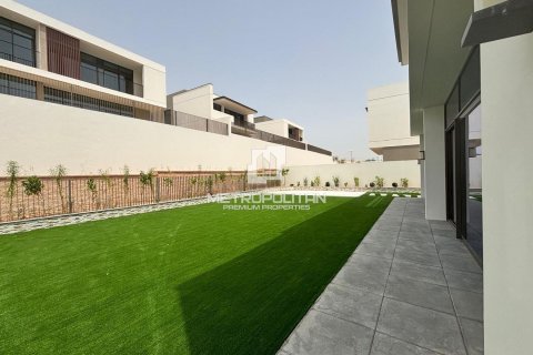 Villa en Al Furjan, Dubai, 4 dormitorios, 398 m², № 73878 - foto 7