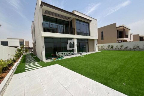 Villa en Al Furjan, Dubai, 4 dormitorios, 398 m², № 73878 - foto 2