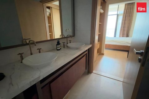 Apartment in Downtown Dubai (Downtown Burj Dubai), Dubai 2 bedrooms, 163 sq.m. № 115825 - photo 6