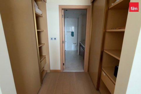 Apartment in Downtown Dubai (Downtown Burj Dubai), Dubai 2 bedrooms, 163 sq.m. № 115825 - photo 8