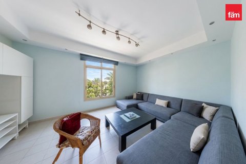 Villa in Wadi Al Safa 2, Dubai 5 bedrooms, 814 sq.m. № 115821 - photo 3