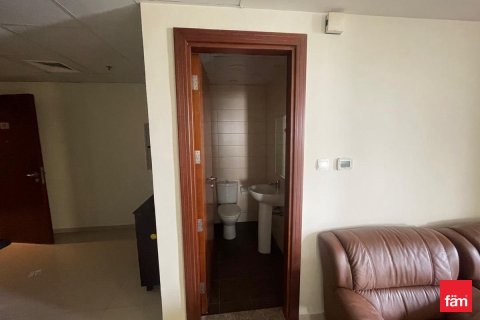 Apartment in Dubai Sports City, Dubai 3 bedrooms, 141.2 sq.m. № 46946 - photo 17
