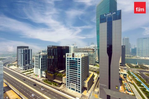 Apartment in Business Bay, Dubai 2 bedrooms, 137.3 sq.m. № 139646 - photo 16