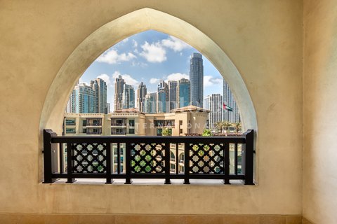 Appartement à Downtown Dubai (Downtown Burj Dubai), Dubai, 2 chambres, 136.10289500 m², № 63841 - photo 1