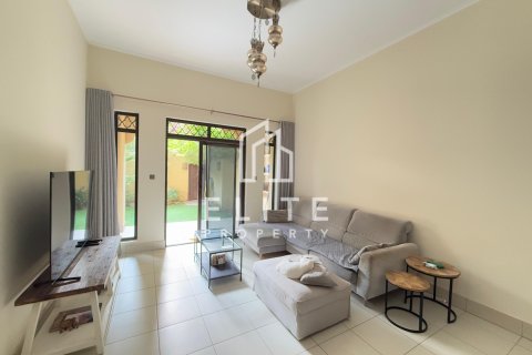 Apartamento en Reehan, Old Town, Dubai, 2 dormitorios, 119 m², № 42261 - foto 5