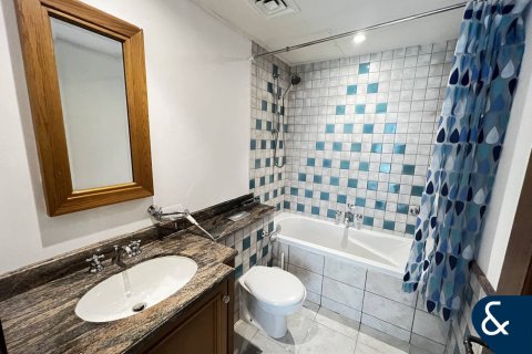 Снять в аренду квартиру в Old Town, Дубай: 1 спальня, 80м², № 91638 - фото 7