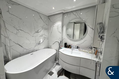 Снять в аренду квартиру в Дубай Марине, Дубай: 2 спальни, 131м², № 91644 - фото 13