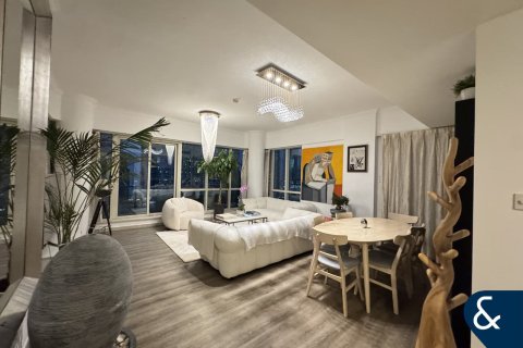 Квартира в AL MAJARA TOWERS в Дубай Марине, Дубай, 2 спальни, 131м², № 91644