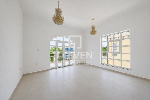 Villa in The Villa, Dubai 5 bedrooms, 445.93 sq.m. № 138715 - photo 16