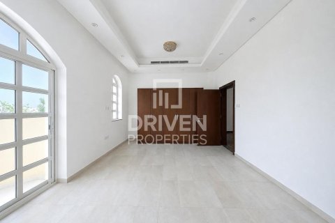 Villa in The Villa, Dubai 5 bedrooms, 445.93 sq.m. № 138715 - photo 8