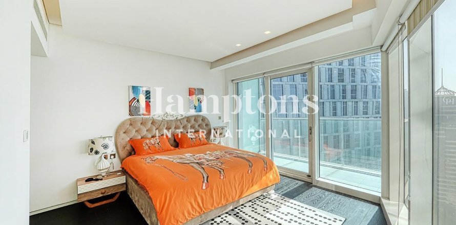 Apartment in Damac Heights, Dubai Marina, Dubai 2 bedrooms, 130.622 sq.m. № 105667