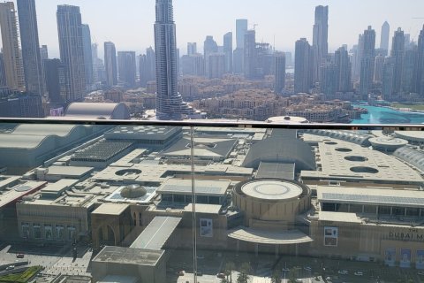 Купить квартиру в Downtown Views, Даунтаун Дубай (Даунтаун Бурдж Дубай), Дубай: 3 спальни, 164м², № 762 - фото 1