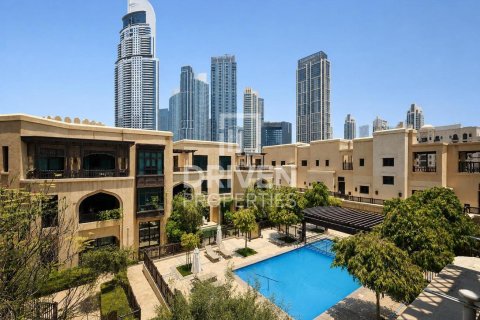 Appartement à Downtown Dubai (Downtown Burj Dubai), Dubai, 2 chambres, 171.78 m², № 127180
