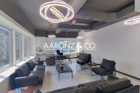 Oficina en Business Bay, Dubai, 135 m², № 83923 - foto 6