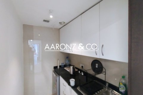 Oficina en Business Bay, Dubai, 135 m², № 83923 - foto 11