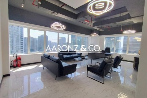Oficina en Business Bay, Dubai, 135 m², № 83923 - foto 19