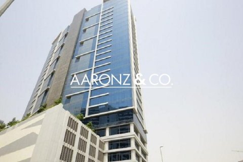 Oficina en Business Bay, Dubai, 81 m², № 83922 - foto 11
