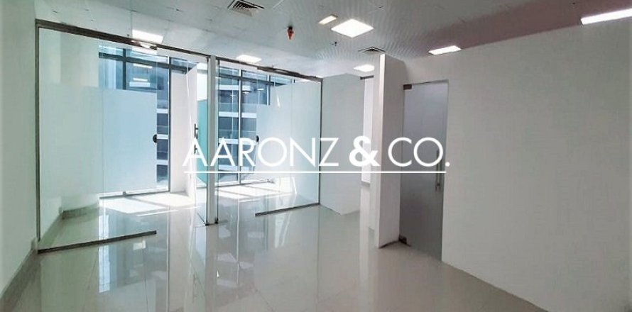 Oficina en Business Bay, Dubai, 81 m², № 83922