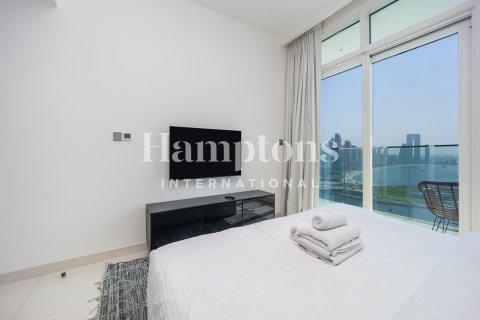 Apartment in Dubai Harbour, Dubai 3 bedrooms, 142.88481400 sq.m. № 110980 - photo 24