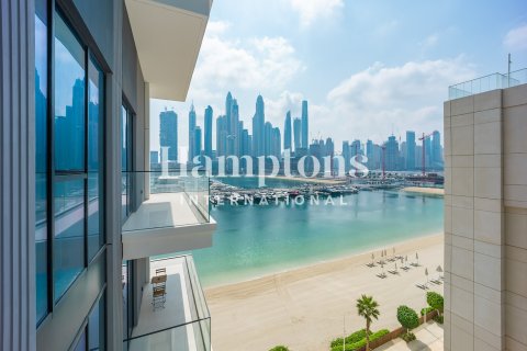 Apartment in Dubai Harbour, Dubai 1 bedroom, 78.31722900 sq.m. № 110977 - photo 2