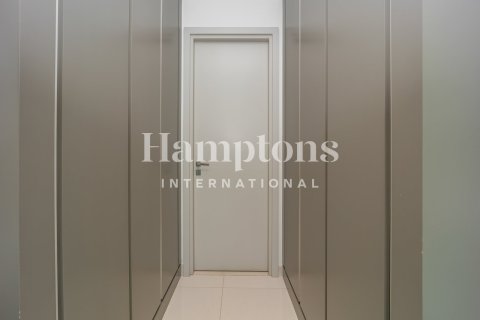 Apartment in Dubai Harbour, Dubai 3 bedrooms, 179.02408100 sq.m. № 110981 - photo 23