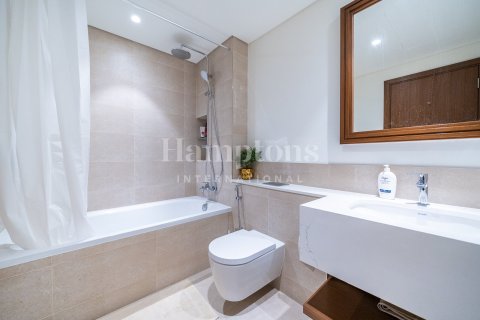 Apartment in Dubai Harbour, Dubai 1 bedroom, 79.06045300 sq.m. № 110982 - photo 2