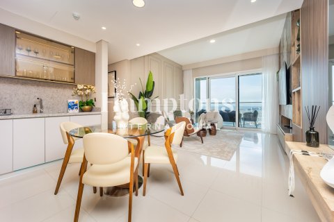 Apartment in Dubai Harbour, Dubai 2 bedrooms, 131.46982239 sq.m. № 110983 - photo 26