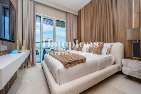 Apartment in Dubai Harbour, Dubai 2 bedrooms, 131.46982239 sq.m. № 110983 - photo 12