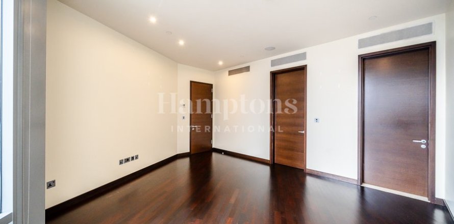 Квартира в Бурдж-Халифе, Дубай, 1 спальня, 105.259м², № 14595