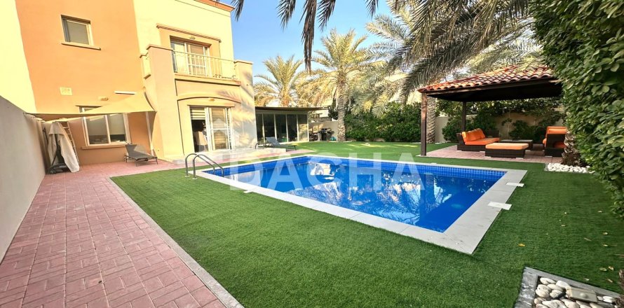 Villa en The Springs, Dubai, 3 dormitorios, 459 m², № 105200