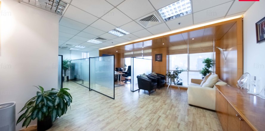 Bureau à Sheikh Zayed Road, Dubai, 106.8 m², № 59681