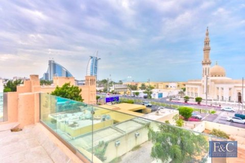 فيلا في Umm Suqeim 3, ام سقيم, دبي 7 غرف نوم , 892 م² رقم 103772