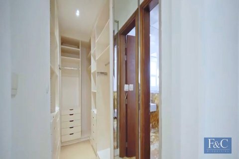 Villa in Umm Suqeim 3, Umm Suqeim, Dubai 7 bedrooms, 892 sq.m. № 103772 - photo 27