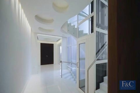 Villa in Umm Suqeim 3, Umm Suqeim, Dubai 7 bedrooms, 892 sq.m. № 103772 - photo 16