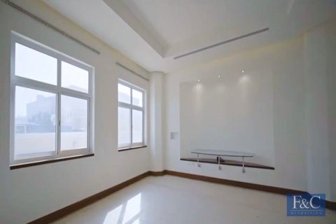 Villa in Umm Suqeim 3, Umm Suqeim, Dubai 7 bedrooms, 892 sq.m. № 103772 - photo 12