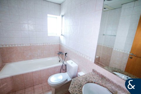 Снять в аренду квартиру в Джумейра Лейк Тауэрс, Дубай: 2 спальни, 100м², № 91524 - фото 8