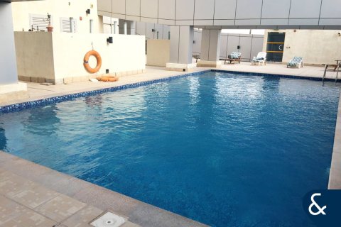 Снять в аренду квартиру в Джумейра Лейк Тауэрс, Дубай: 2 спальни, 100м², № 91524 - фото 9