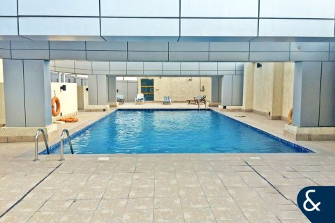 Снять в аренду квартиру в Джумейра Лейк Тауэрс, Дубай: 2 спальни, 100м², № 91524 - фото 10