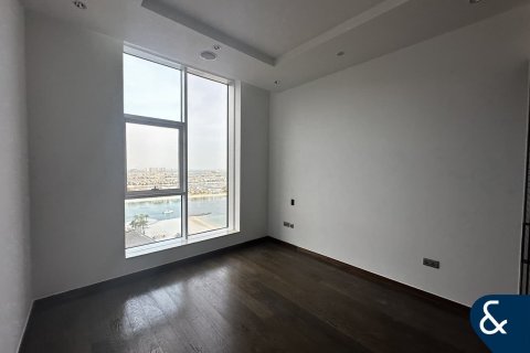 Снять в аренду квартиру в Tiara Residences, Пальма Джумейра, Дубай: 3 спальни, 211м², № 91518 - фото 12