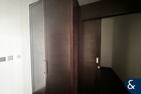 Снять в аренду квартиру в Tiara Residences, Пальма Джумейра, Дубай: 3 спальни, 211м², № 91518 - фото 13